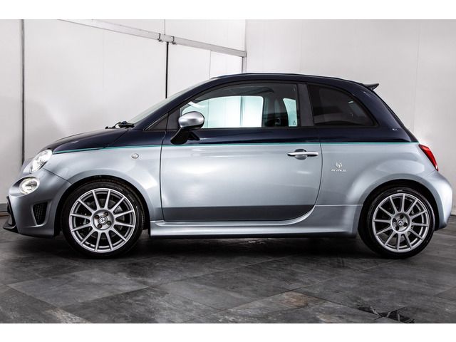 FIAT ABARTH 695C 2019 Image 31