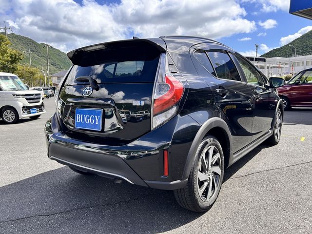 TOYOTA AQUA 2017 Image 31