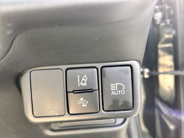 TOYOTA AQUA 2017 Image 31