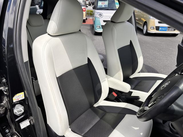 TOYOTA AQUA 2017 Image 31