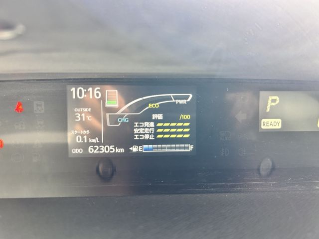 TOYOTA AQUA 2017 Image 31