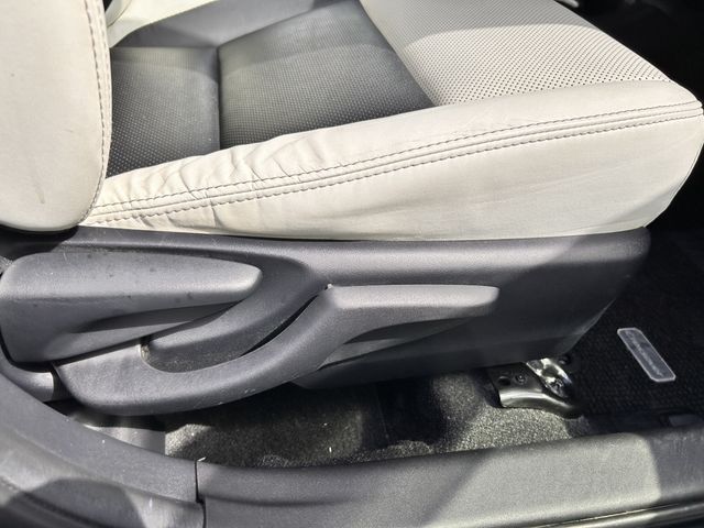 TOYOTA AQUA 2017 Image 31