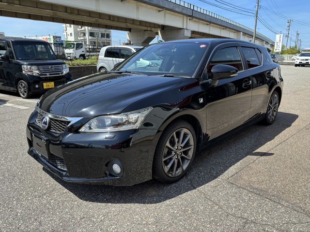 TOYOTA LEXUS CT200H 2012 Image 31