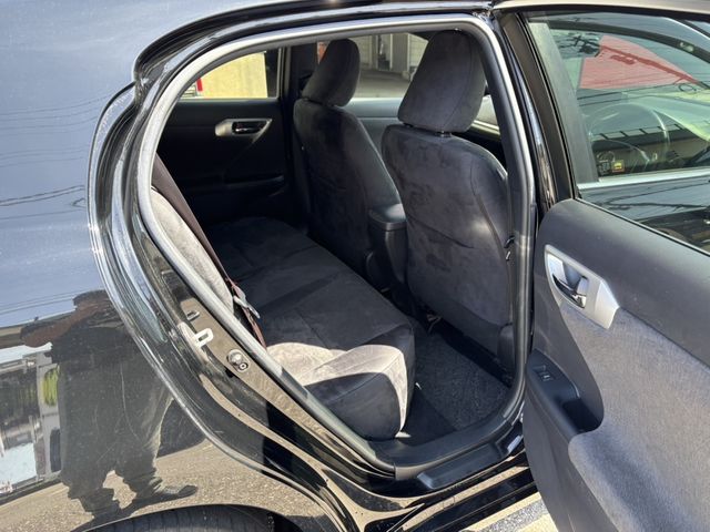 TOYOTA LEXUS CT200H 2012 Image 31