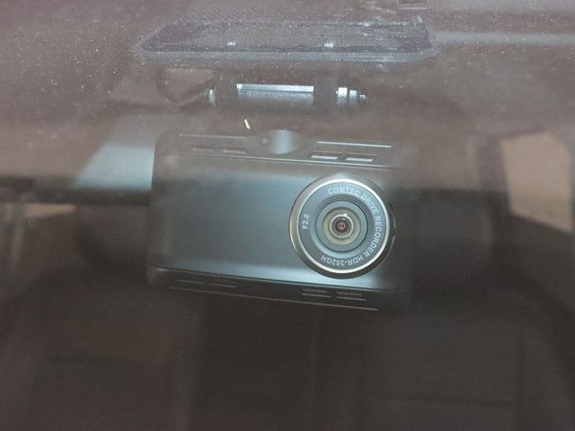 TOYOTA VOXY HYBRID 2016 Image 31