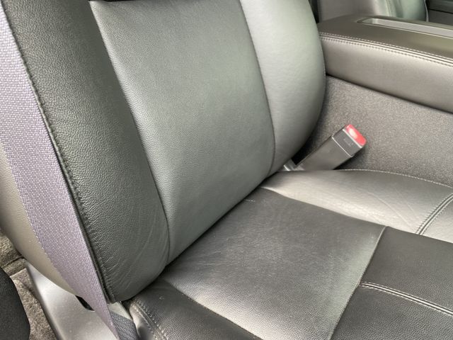 CHEVROLET SUBURBAN 2012 Image 31