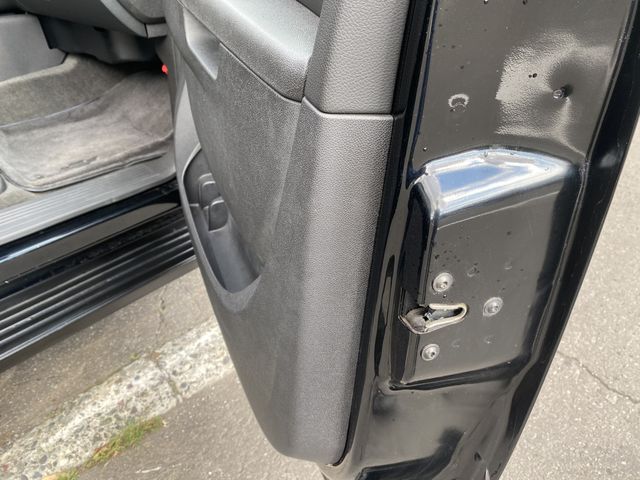 CHEVROLET SUBURBAN 2012 Image 31