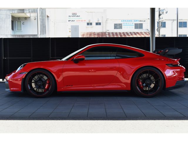 PORSCHE 911 2022 Image 31