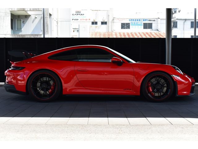 PORSCHE 911 2022 Image 31