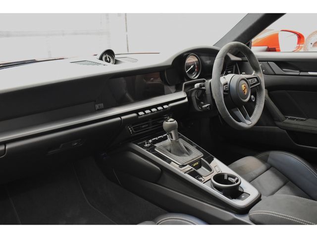 PORSCHE 911 2022 Image 31
