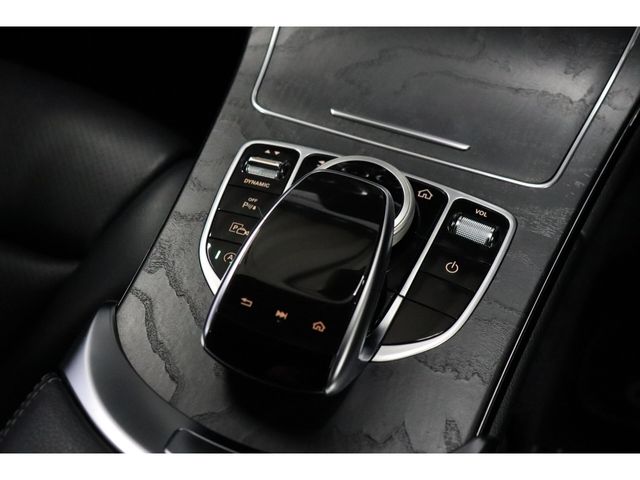 MERCEDES BENZ C CLAS 2018 Image 31