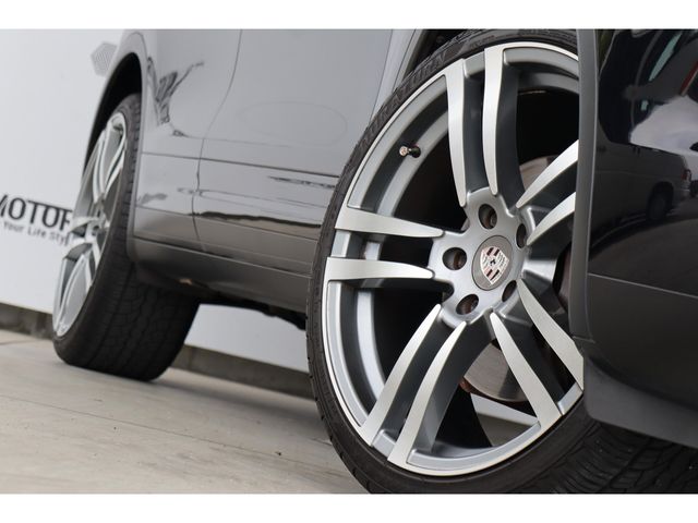 PORSCHE CAYENNE 2014 Image 31