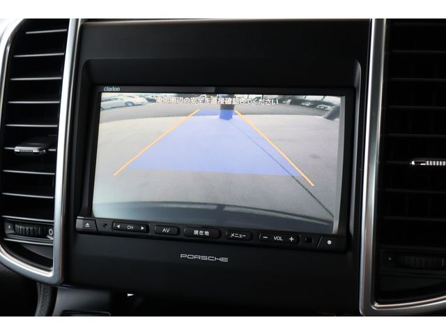 PORSCHE CAYENNE 2014 Image 31