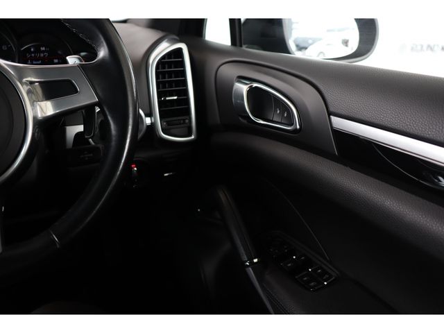 PORSCHE CAYENNE 2014 Image 31