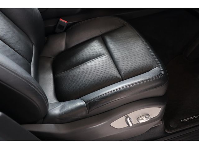 PORSCHE CAYENNE 2014 Image 31