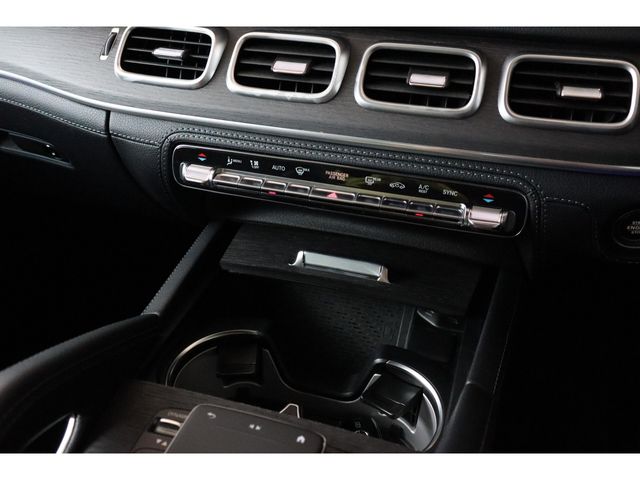 MERCEDES BENZ GLS CL 2021 Image 31