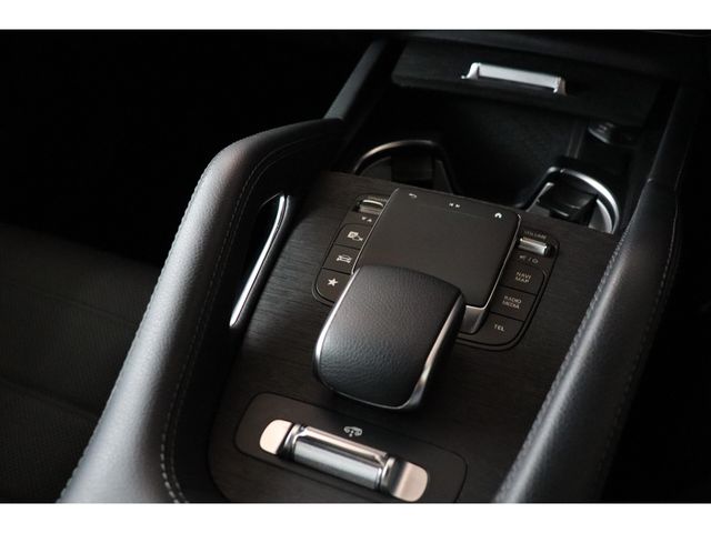 MERCEDES BENZ GLS CL 2021 Image 31