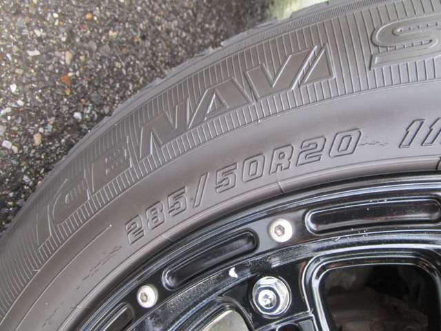 TOYOTA HILUXSURF WAGON 4WD 2002 Image 31