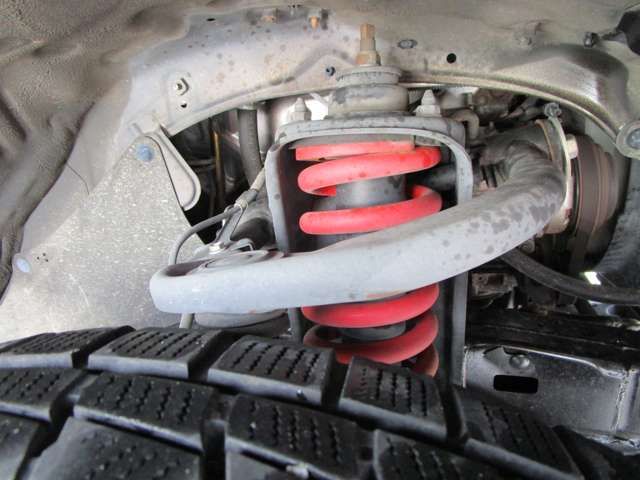 TOYOTA HILUXSURF WAGON 4WD 2002 Image 31