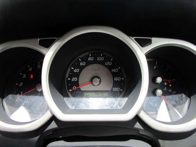 TOYOTA HILUXSURF WAGON 4WD 2002 Image 31