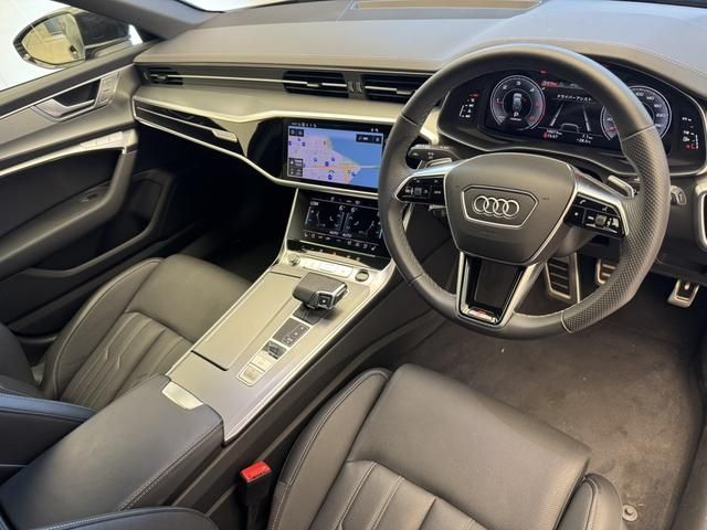 AUDI A6 AVANT 2023 Image 31