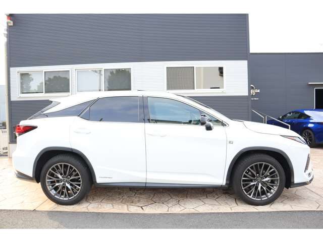 TOYOTA LEXUS RX450H AWD 2022 Image 31