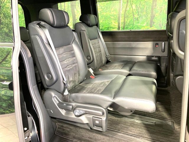 HONDA STEPWAGON E:HEV SPAD 2022 Image 31