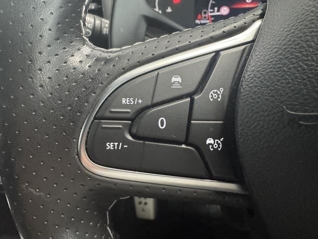 RENAULT MEGANE HATCH 2023 Image 31