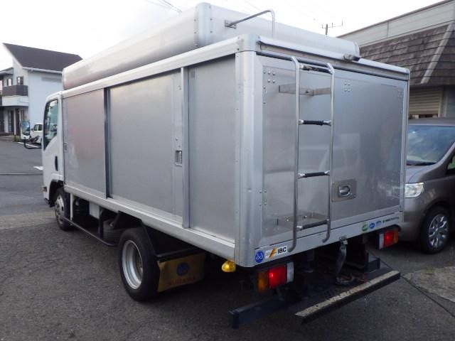 ISUZU ELF 2011 Image 31