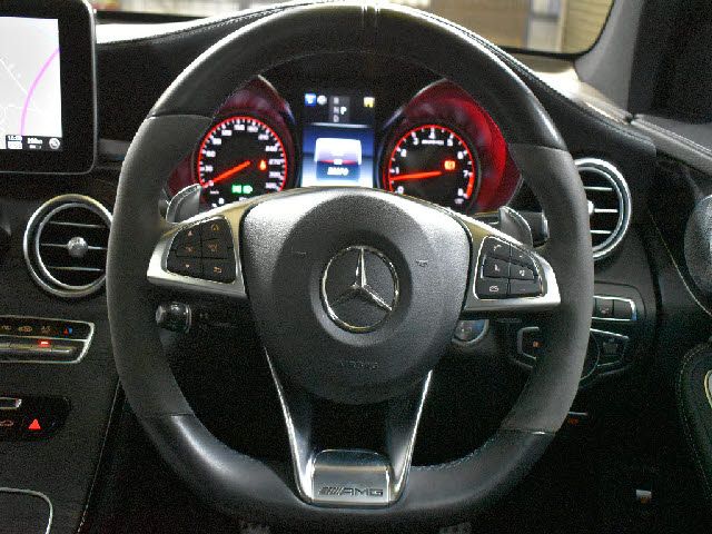 MERCEDES BENZ MERCEDES AMG GLC CLA 2019 Image 31