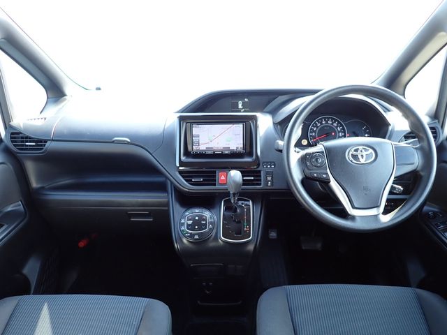 TOYOTA NOAH 2020 Image 31