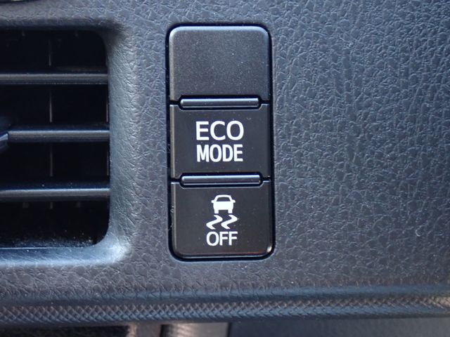 TOYOTA NOAH 2020 Image 31