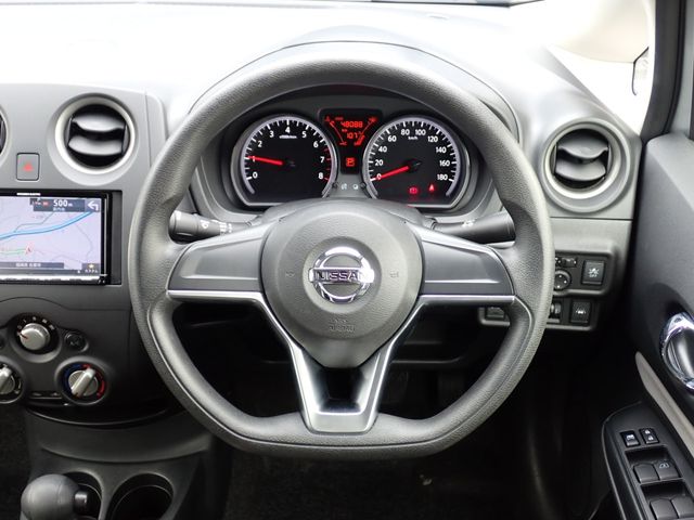 NISSAN NOTE 2018 Image 31