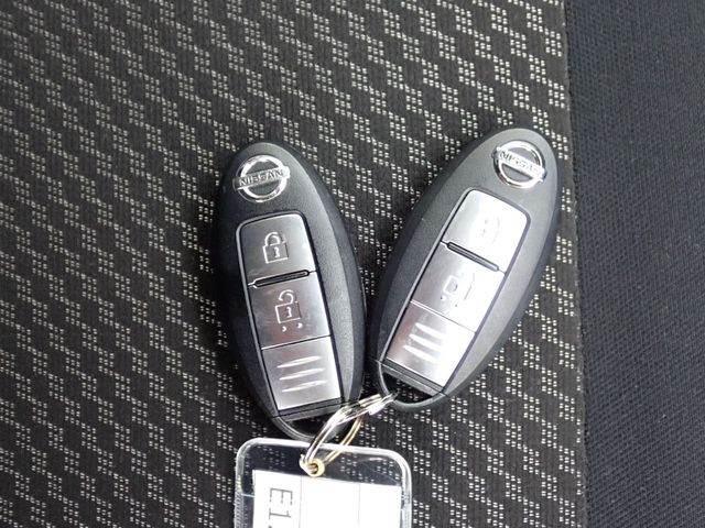 NISSAN NOTE 2018 Image 31