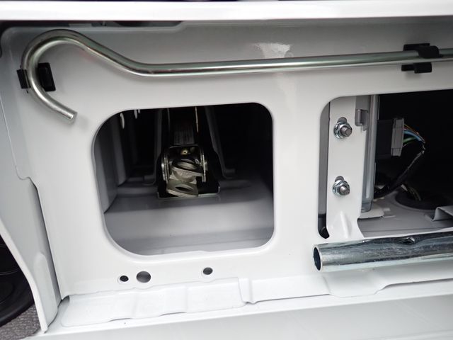 NISSAN NV100 CLIPPER 2024 Image 31