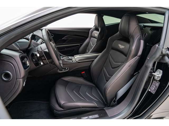 ASTON MARTIN ASTON MARTIN 2023 Image 31