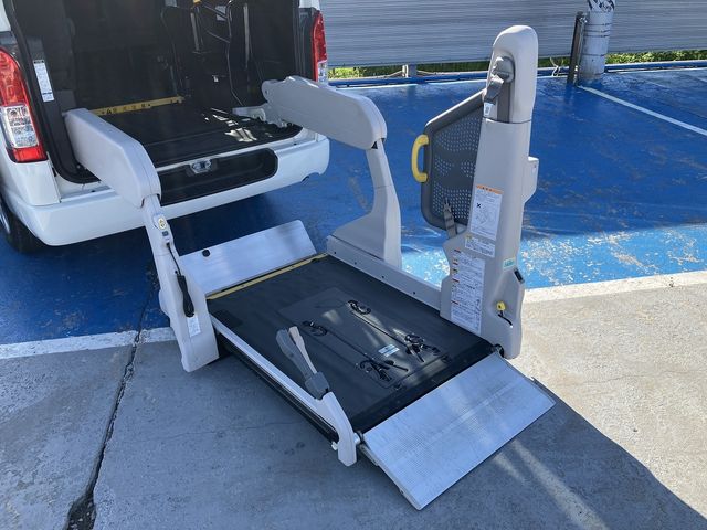 TOYOTA REGIUSACE VAN 4WD 2020 Image 31