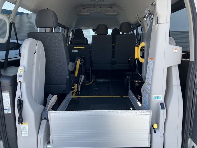 TOYOTA REGIUSACE VAN 4WD 2020 Image 31