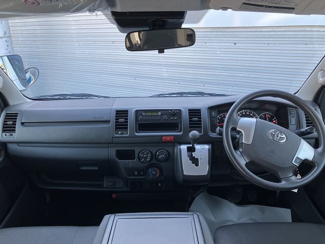 TOYOTA REGIUSACE VAN 4WD 2020 Image 31