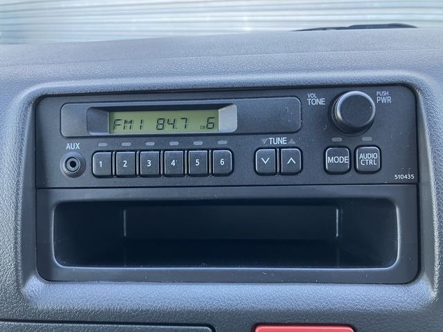 TOYOTA REGIUSACE VAN 4WD 2020 Image 31