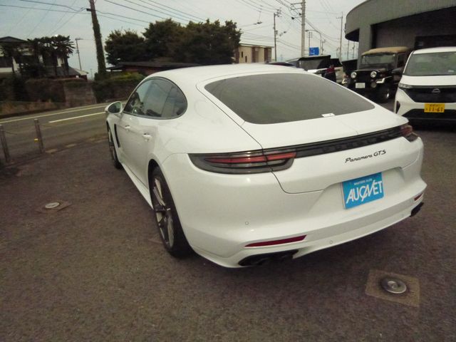 PORSCHE PANAMERA 2019 Image 31
