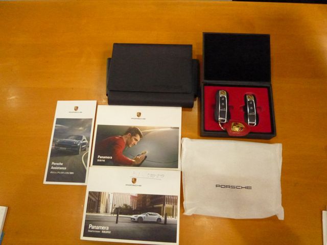 PORSCHE PANAMERA 2019 Image 31