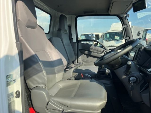 ISUZU ELF 2024 Image 31