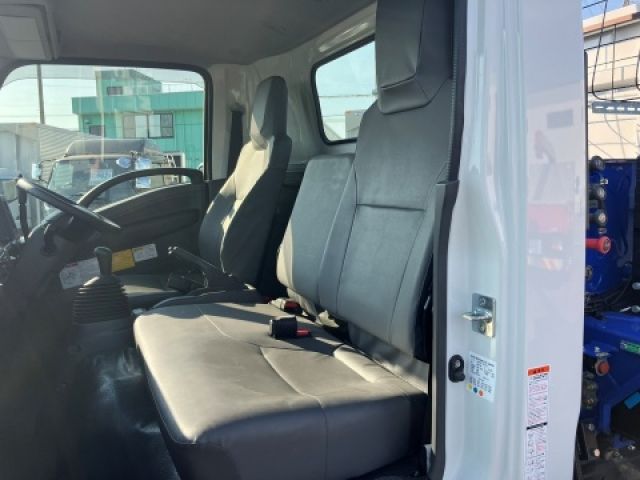 ISUZU ELF 2024 Image 31