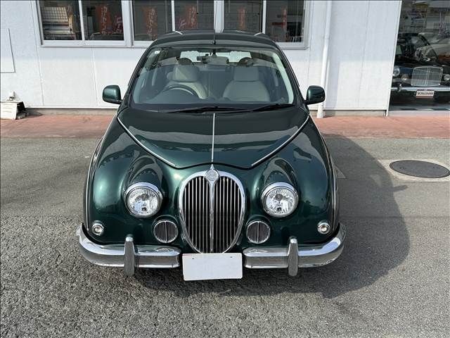 MITSUOKA VIEWT 2012 Image 31