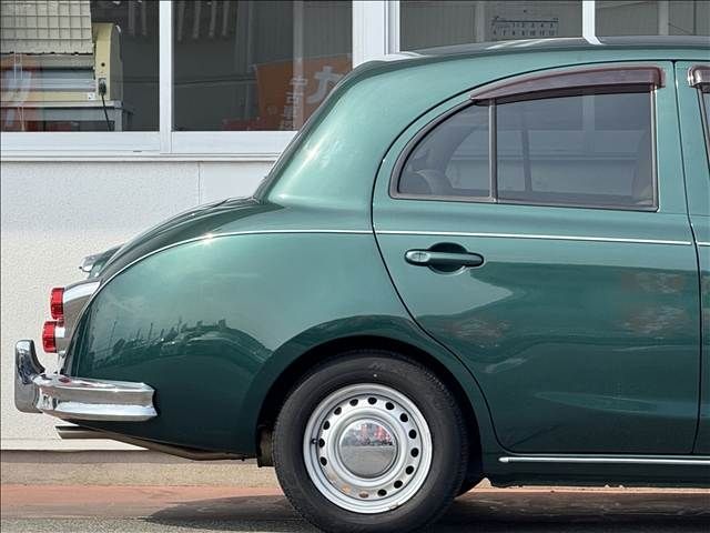 MITSUOKA VIEWT 2012 Image 31