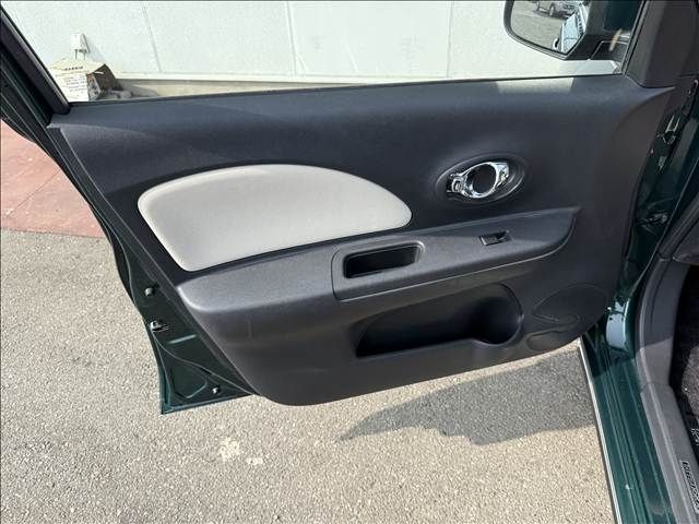 MITSUOKA VIEWT 2012 Image 31