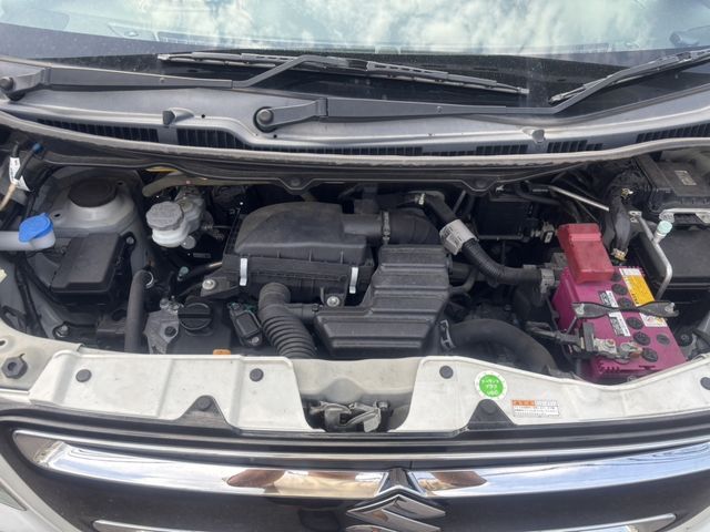 SUZUKI WAGON R STINGRAY 2017 Image 31