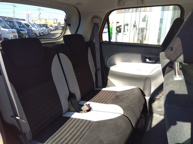 DAIHATSU CAST ACTIVA 2016 Image 31