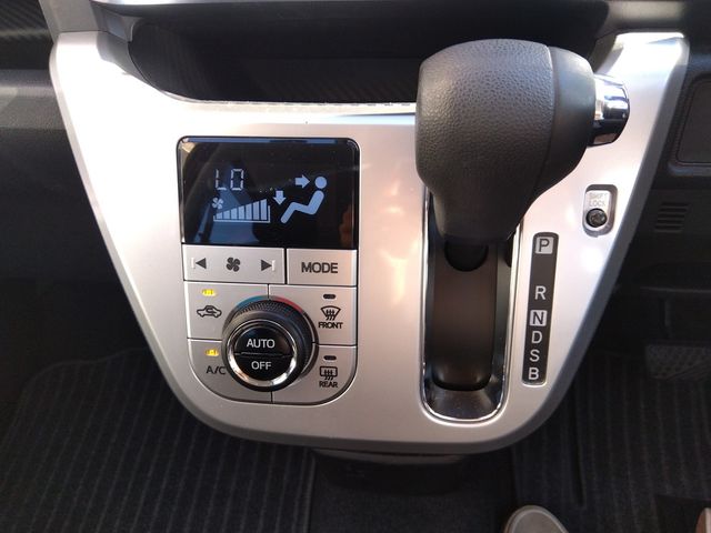 DAIHATSU CAST ACTIVA 2016 Image 31